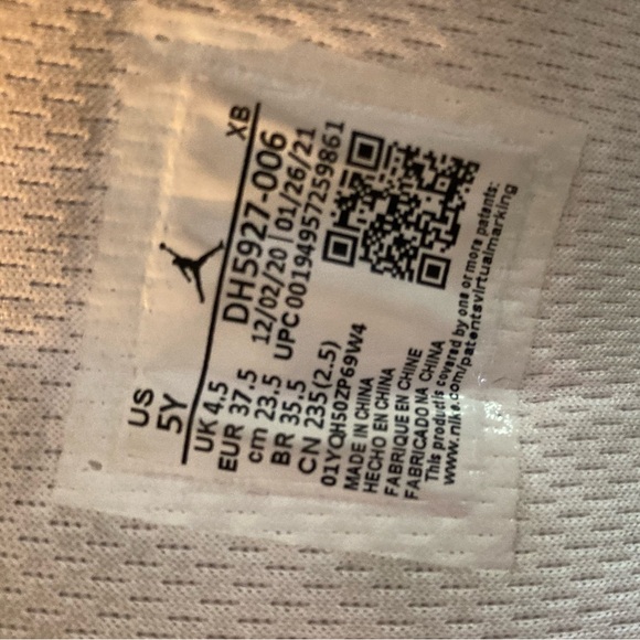 Jordan 1 Low Children's Art (GS) size US 5Y - Picture 6 of 9